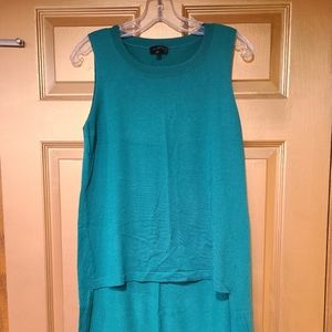 Women's Limited green hi low sweater M